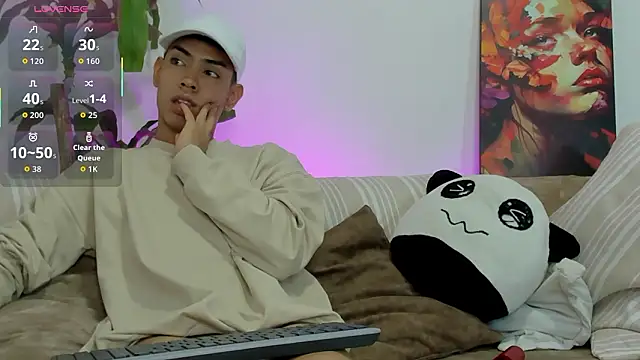 Snapshot of LoganTwink18 chatting on 17, 2, 2026 LoganTwink18 online show from 17, 2, 2026