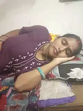 Snapshot of Guriya0076 chatting on 6, 7, 2026 Guriya0076 online show from 6, 7, 2026