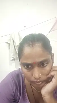 Snapshot of Guriya0076 chatting on 19, 7, 2026 Guriya0076 online show from 19, 7, 2026