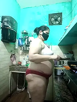 Kaja1919 online show from 3, 10, 2025