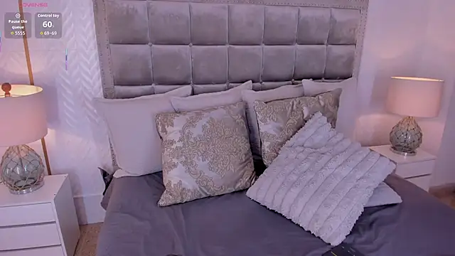 lucianacohelo online show from 4, 11, 2025