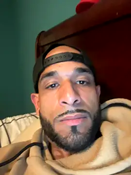 BEBE5757 online show from 23, 9, 2025