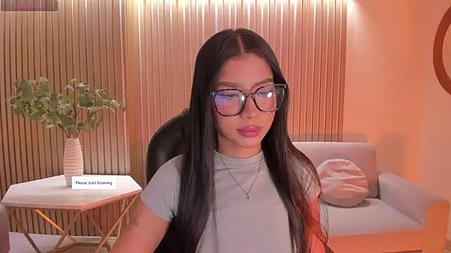 Snapshot of SophieHouston_ chatting on 8, 6, 2026 SophieHouston online show from 8, 6, 2026