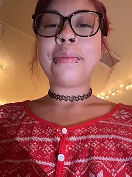 Snapshot of moan4mona chatting on 28, 11, 2025 moan4mona online show from 28, 11, 2025