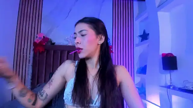 ValkaGrecco online show from 18, 12, 2025