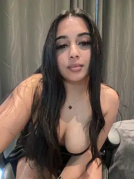 LilMisIndianx online show from 22, 9, 2025