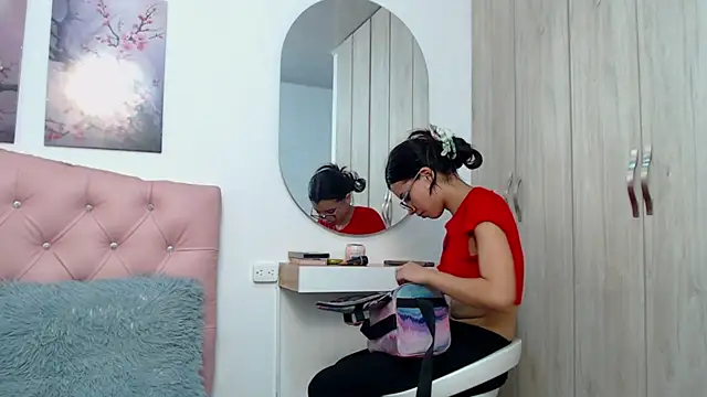 pinky f00x online show from 21, 12, 2025