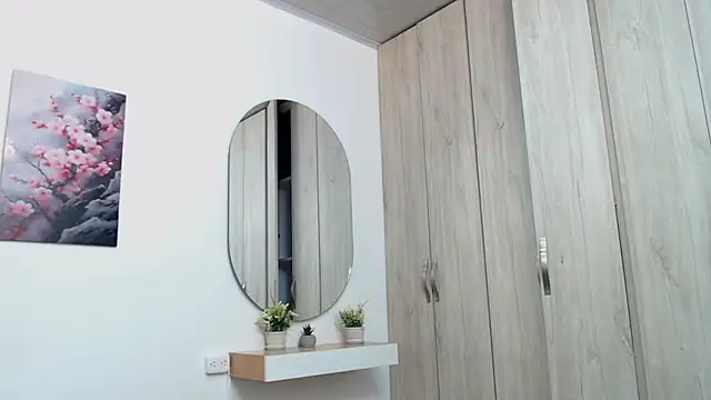 pinky f00x online show from 9, 3, 2026