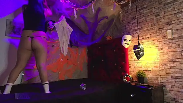 Snapshot of Victoria_Thompson1 chatting on 24, 10, 2025 Victoria Thompson1 online show from 24, 10, 2025