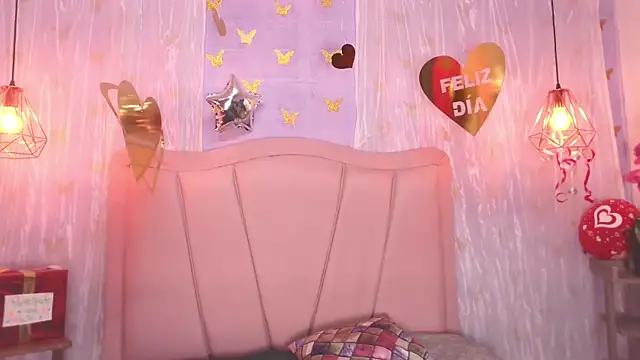 Snapshot of liz7skinny chatting on 24, 2, 2026 liz7skinny online show from 24, 2, 2026