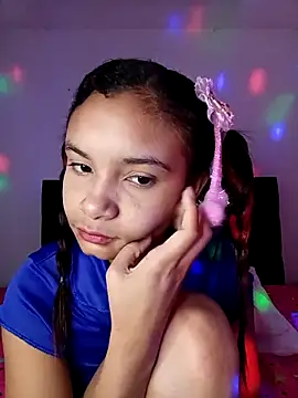 Snapshot of liz7skinny chatting on 24, 4, 2026 liz7skinny online show from 24, 4, 2026