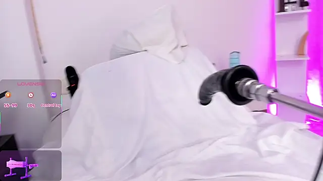 Snapshot of arynaughty20 chatting on 10, 2, 2026 arynaughty20 online show from 10, 2, 2026