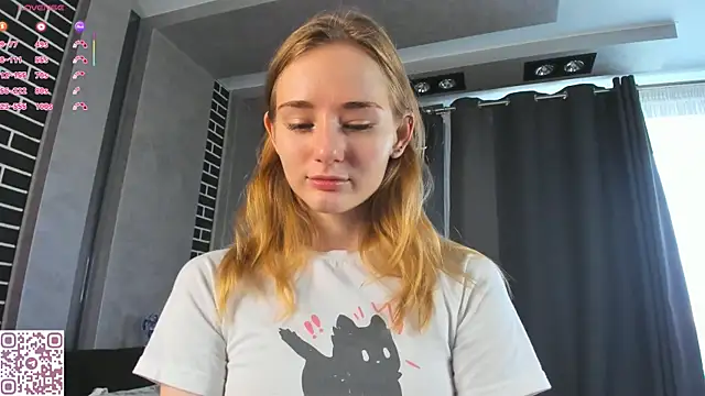 Snapshot of ElvinaRose chatting on 25, 9, 2025 ElvinaRose online show from 25, 9, 2025