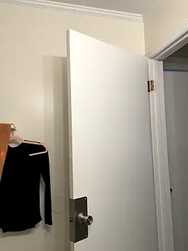 Snapshot of Moxhavix chatting on 12, 11, 2025 Moxhavix online show from 12, 11, 2025