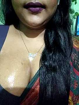 Snapshot of JIYA-04 chatting on 28, 7, 2026 JIYA-04 online show from 28, 7, 2026