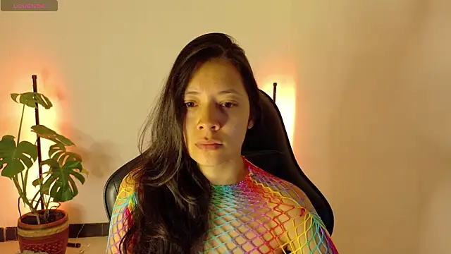 Snapshot of Sarasavage chatting on 4, 2, 2026 Sarasavage online show from 4, 2, 2026