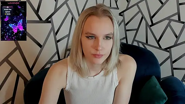 Carolin Miller online show from 5, 12, 2025