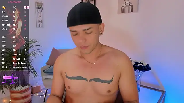 Snapshot of jhosepMoreno chatting on 22, 9, 2025 jhosepMoreno online show from 22, 9, 2025
