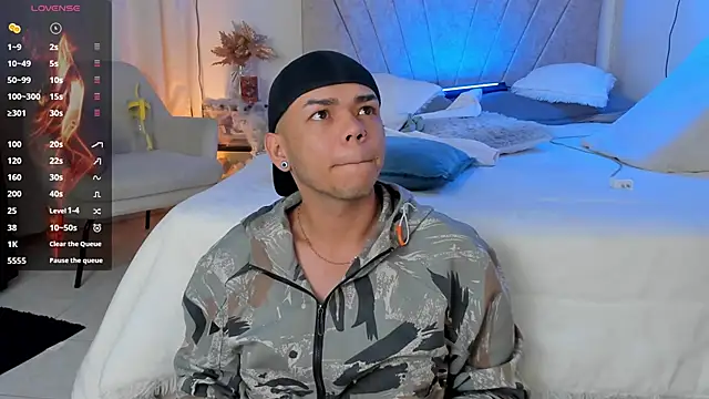 Snapshot of jhosepMoreno chatting on 11, 10, 2025 jhosepMoreno online show from 11, 10, 2025