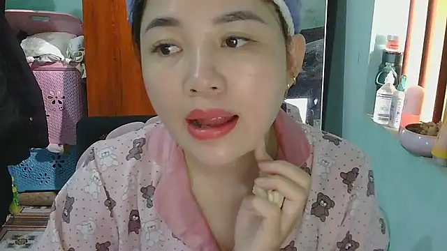 Uhem112 online show from 8, 11, 2025