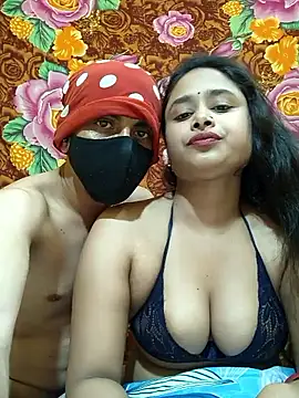Seducing couple online show from 7, 3, 2026