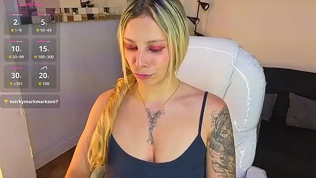 Jennaa Cooper online show from 2, 2, 2026