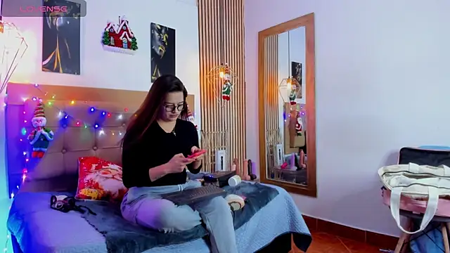  samanthaa foxx online show from 4, 12, 2025