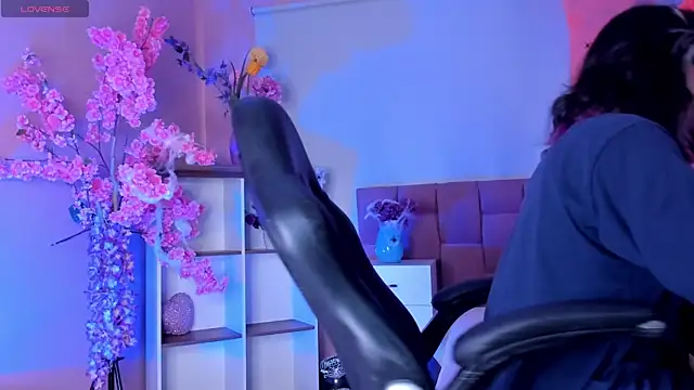 Snapshot of dandii_69 chatting on 15, 10, 2025 dandii 69 online show from 15, 10, 2025