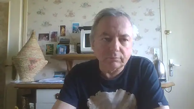 Snapshot of gegevincent chatting on 23, 4, 2026 gegevincent online show from 23, 4, 2026