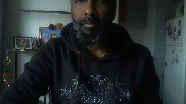 Snapshot of frenchblackc31 chatting on 8, 11, 2025 frenchblackc31 online show from 8, 11, 2025