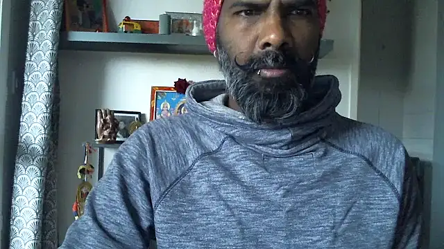 Snapshot of frenchblackc31 chatting on 20, 12, 2025 frenchblackc31 online show from 20, 12, 2025