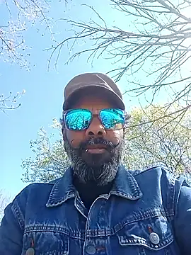 Snapshot of frenchblackc31 chatting on 7, 4, 2026 frenchblackc31 online show from 7, 4, 2026