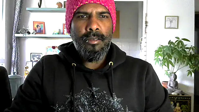 Snapshot of frenchblackc31 chatting on 18, 5, 2026 frenchblackc31 online show from 18, 5, 2026