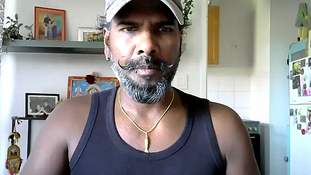 Snapshot of frenchblackc31 chatting on 28, 5, 2026 frenchblackc31 online show from 28, 5, 2026
