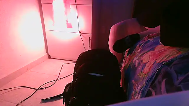 SatiroyNinfa online show from 9, 1, 2026