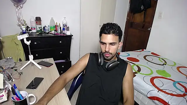 DiegoDesire20 online show from 20, 4, 2026