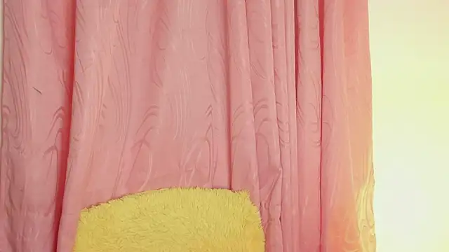 Alanaloiiss  online show from 1, 4, 2026