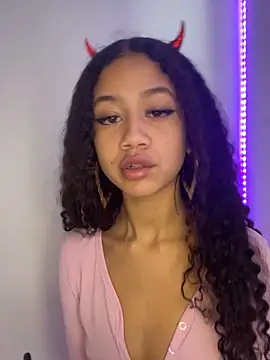 jadee8 online show from 29, 10, 2025