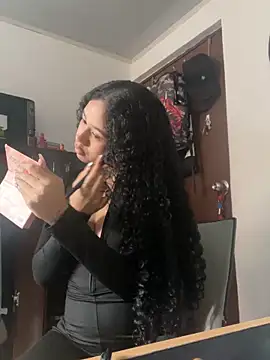 jadee8 online show from 22, 4, 2026