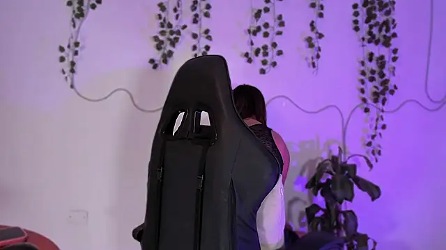 sara doll77 online show from 11, 2, 2026