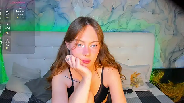 Snapshot of LolaMeddisson chatting on 22, 9, 2025 LolaMeddisson online show from 22, 9, 2025