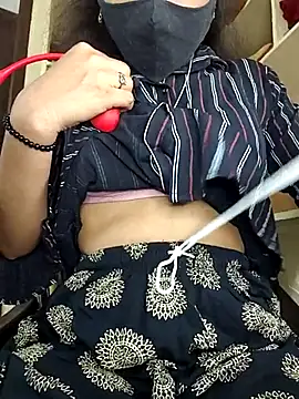 Snapshot of ranisanthutelugu chatting on 14, 7, 2026 ranisanthutelugu online show from 14, 7, 2026