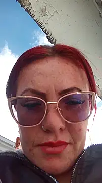 carolinhe  online show from 26, 11, 2025