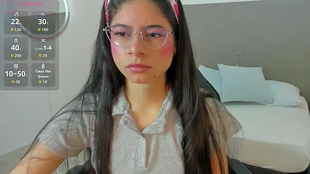 Snapshot of carlina_15 chatting on 12, 2, 2026 carlina 15 online show from 12, 2, 2026