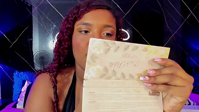 Alaia Gutierrez online show from 8, 10, 2025