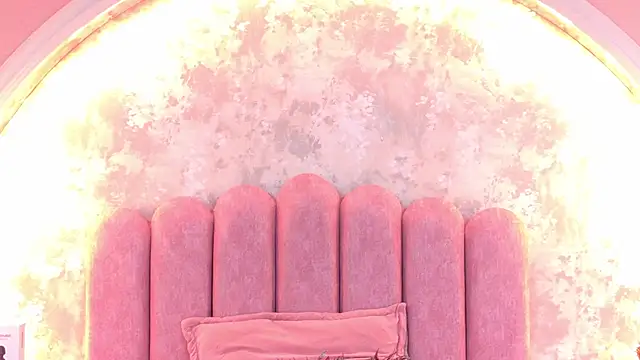 JasmineRhodes online show from 2, 12, 2025