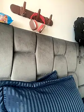 Snapshot of AllieYourGirl chatting on 14, 11, 2025 AllieYourGirl online show from 14, 11, 2025