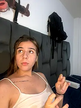 Snapshot of AllieYourGirl chatting on 26, 11, 2025 AllieYourGirl online show from 26, 11, 2025