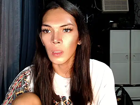 ladyhotcuming online show from 13, 7, 2026