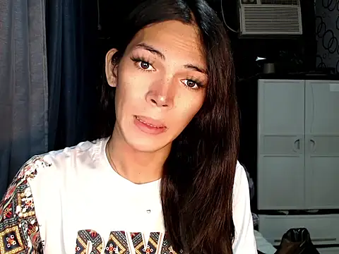 ladyhotcuming online show from 14, 7, 2026